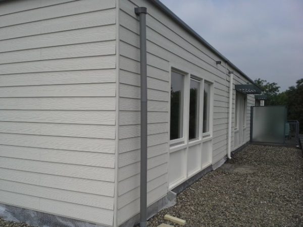 Smit Onderhoudsbedrijf de aannemer in Den Haag en werkt sinds 1980 aan aanbouw, dakkapel en verbouwt en renoveert badkamer, keuken en metselwerk en gevels.