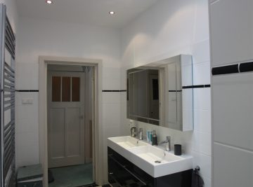 Smit Onderhoudsbedrijf de aannemer in Den Haag en werkt sinds 1980 aan aanbouw, dakkapel en verbouwt en renoveert badkamer, keuken en metselwerk en gevels.